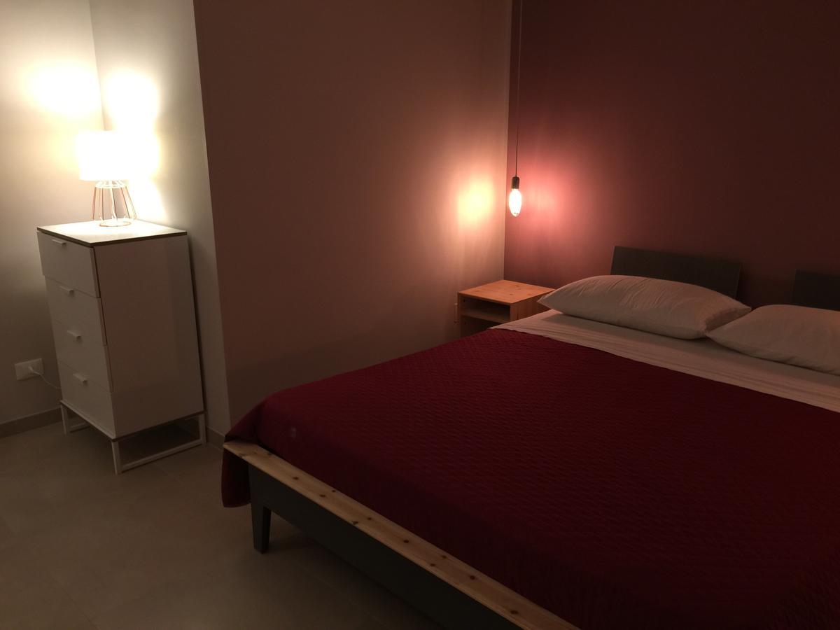 Apartment Antonella Остуни Екстериор снимка